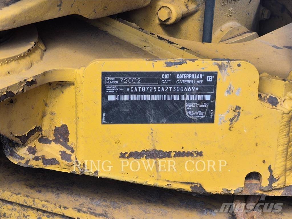 CAT 725C2TG Terrængående lastbiler