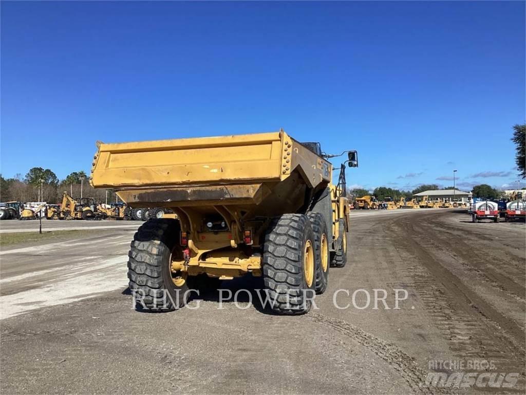 CAT 725TG Terrængående lastbiler