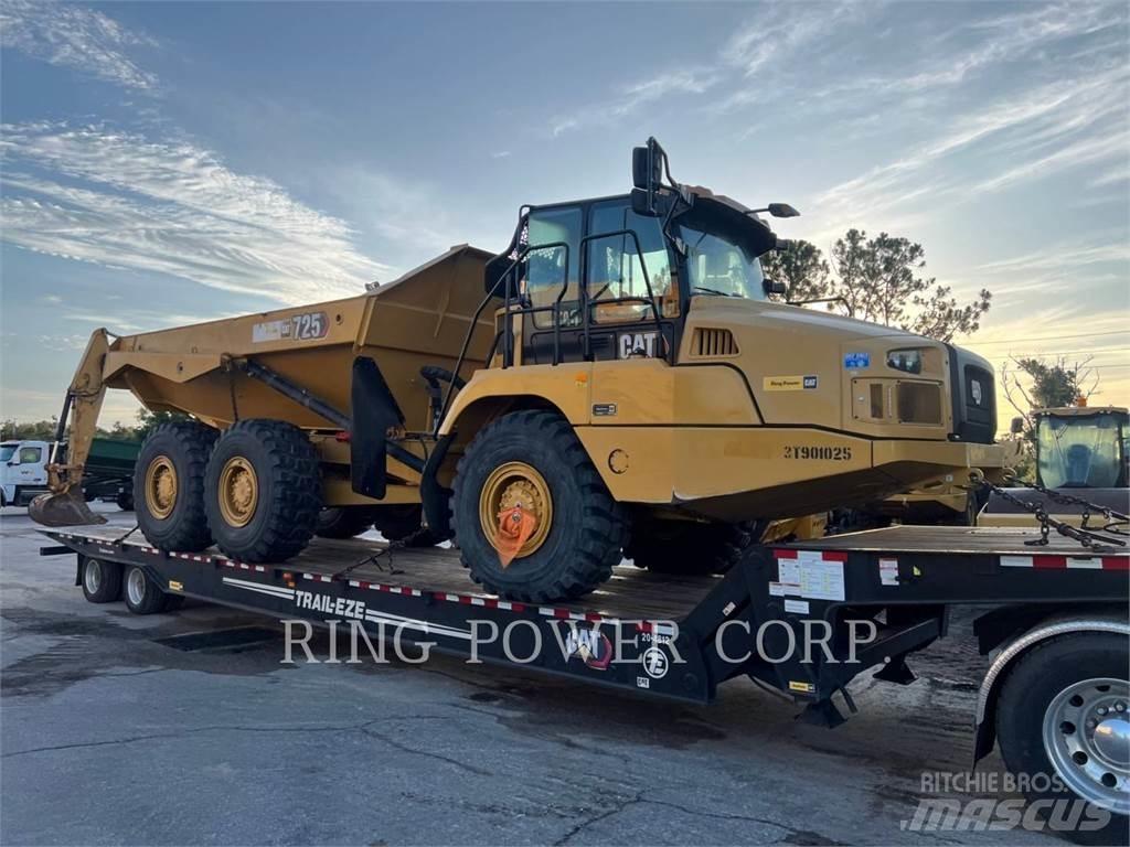 CAT 725TG Terrængående lastbiler