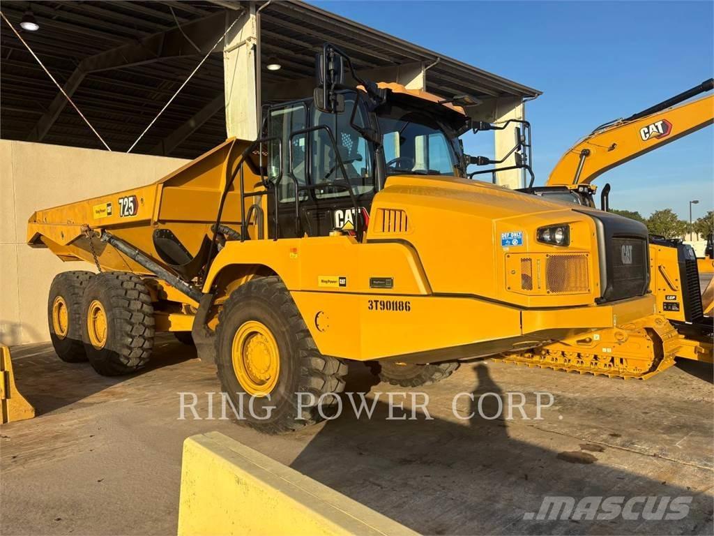CAT 725TG Terrængående lastbiler