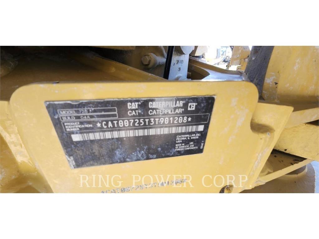 CAT 725TG Terrængående lastbiler