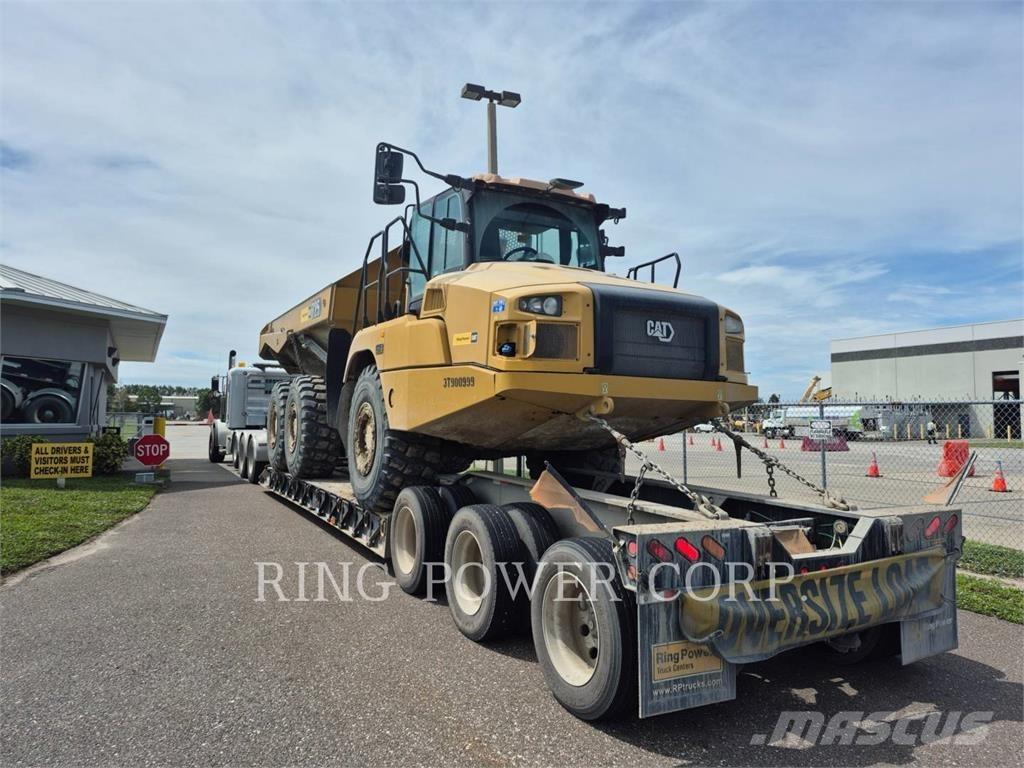CAT 725TG Terrængående lastbiler