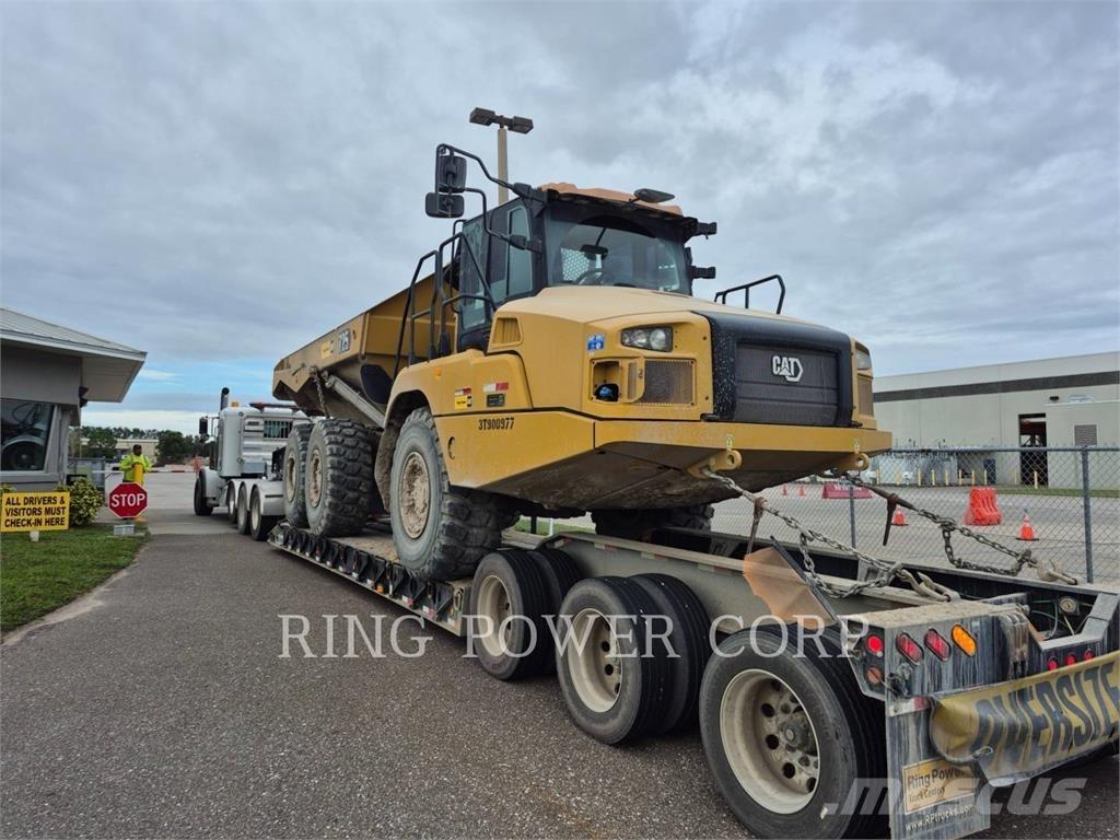 CAT 725TG Terrængående lastbiler