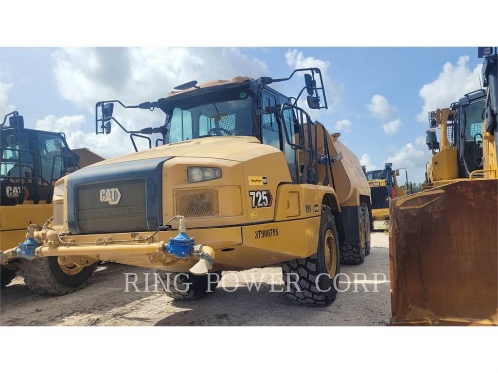CAT 725WW Tankbiler
