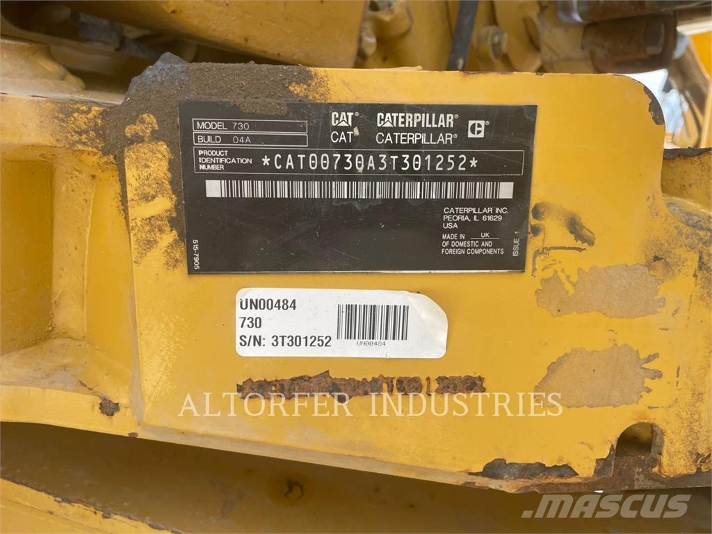 CAT 730 Terrængående lastbiler