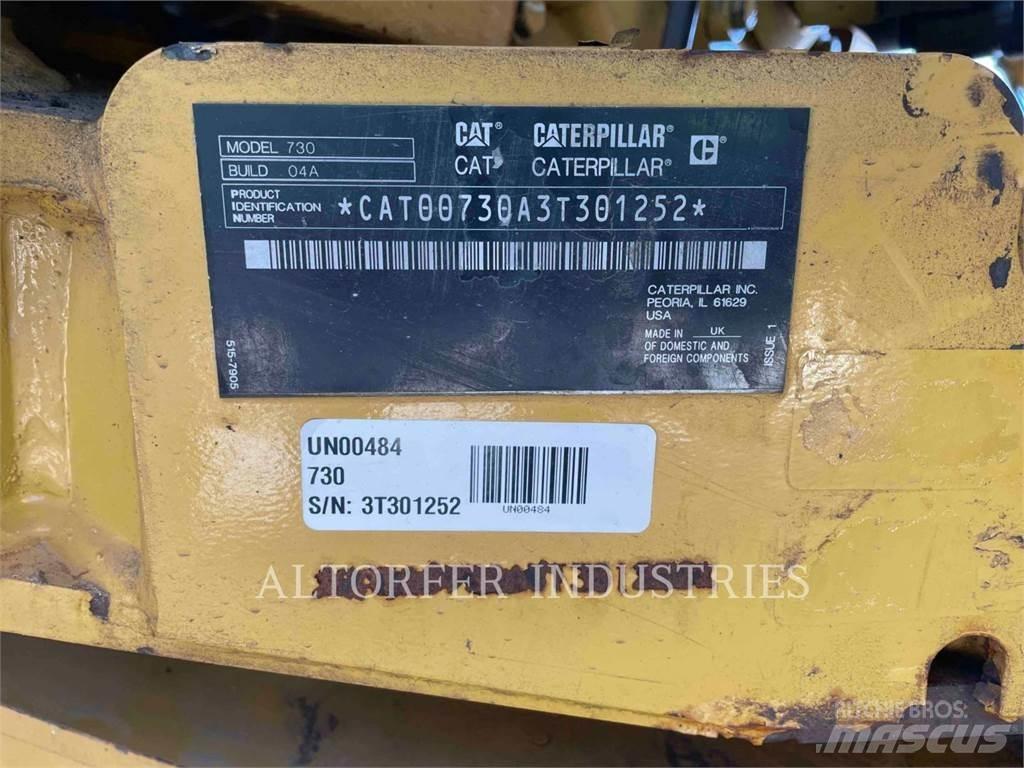 CAT 730 Terrængående lastbiler