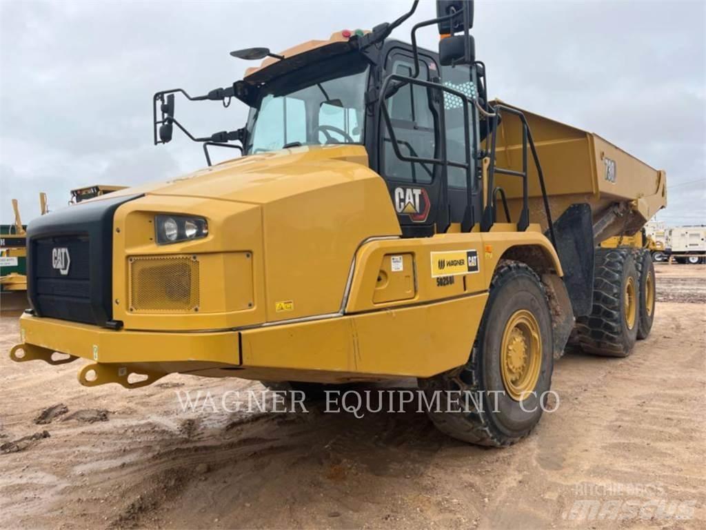 CAT 730 Terrængående lastbiler