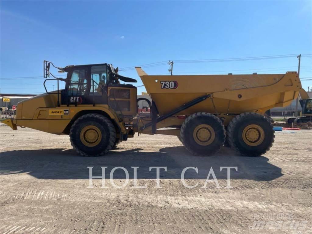 CAT 730 Terrængående lastbiler