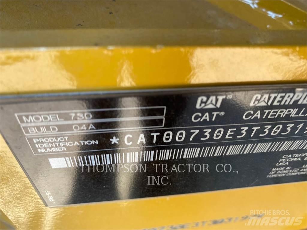 CAT 730 Terrængående lastbiler