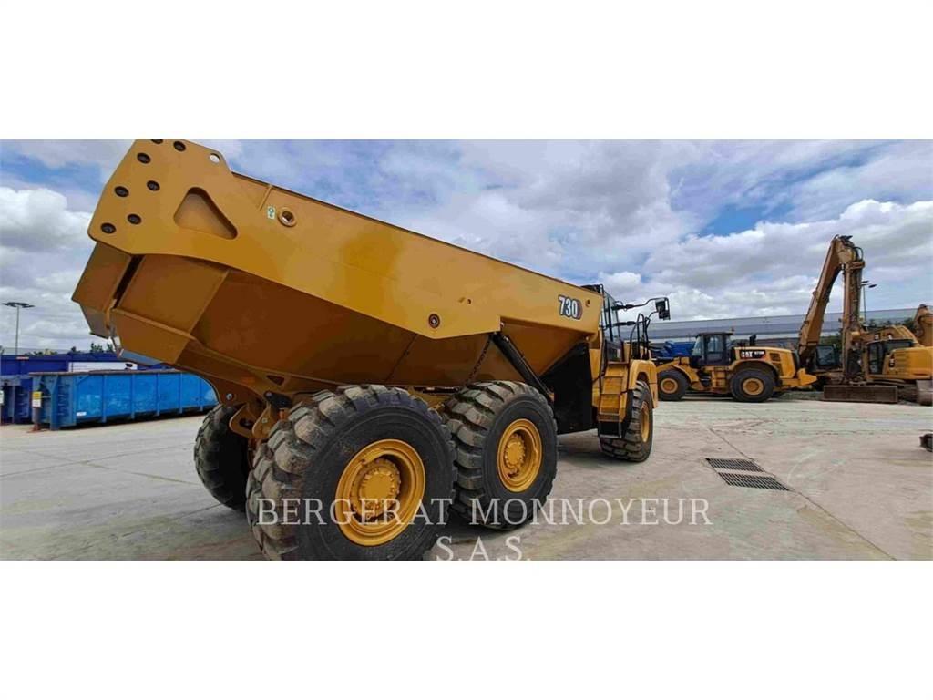 CAT 730 Terrængående lastbiler