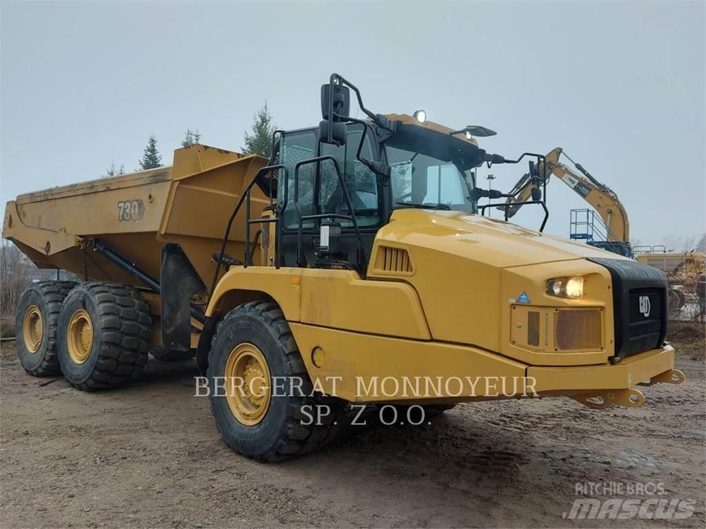 CAT 730 Terrængående lastbiler