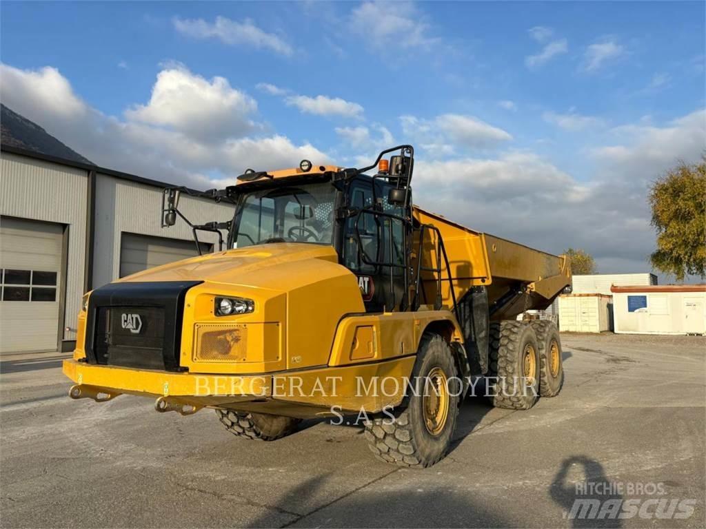 CAT 730 Terrængående lastbiler