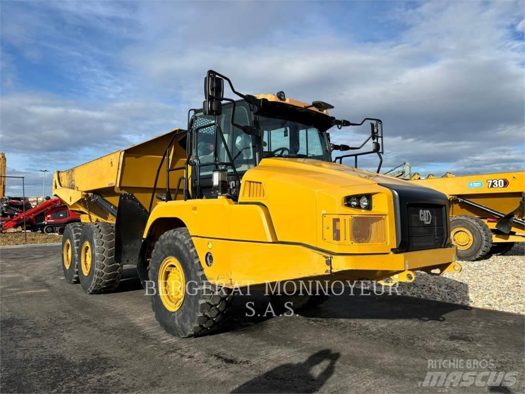 CAT 730 Terrængående lastbiler