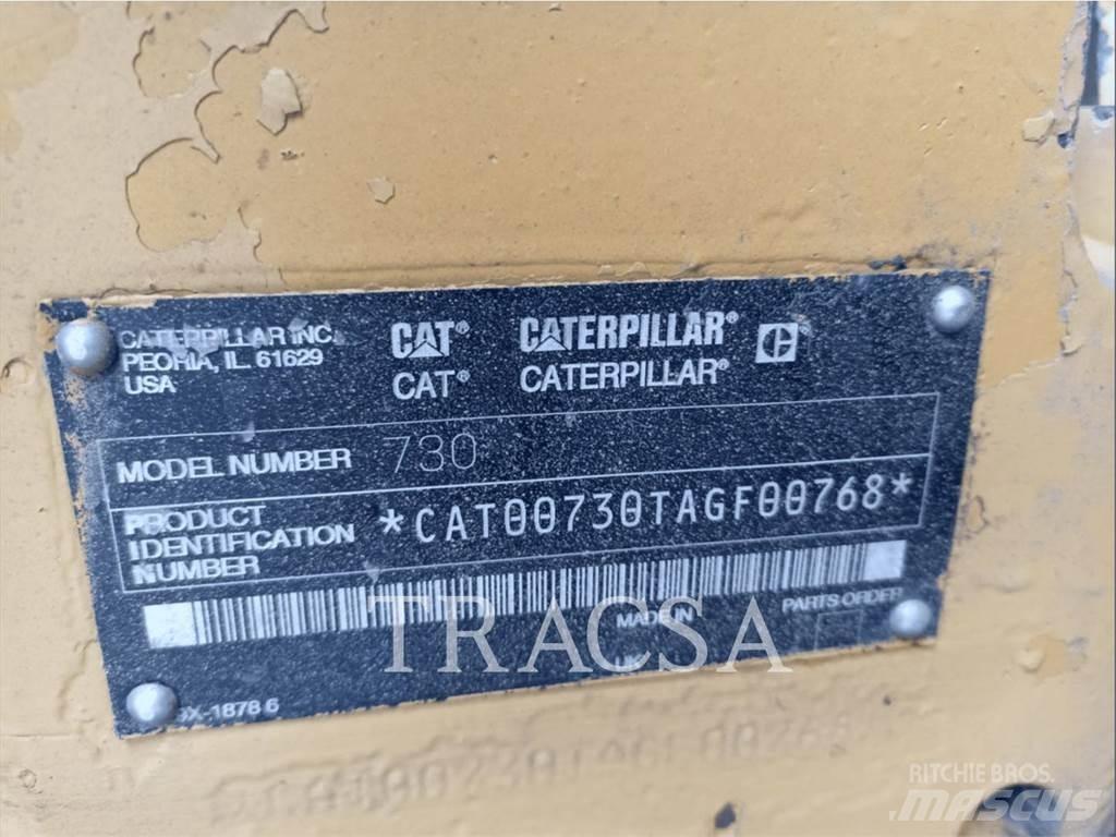 CAT 730 Terrængående lastbiler