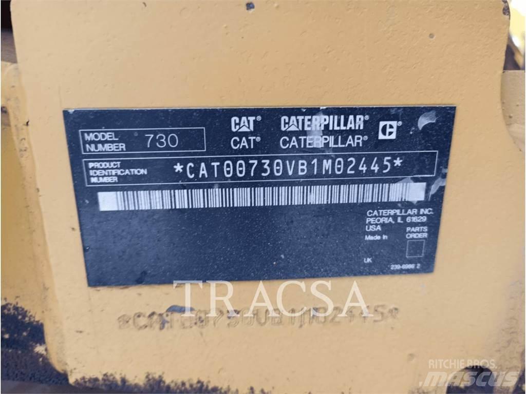 CAT 730 Terrængående lastbiler