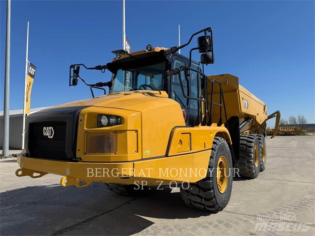 CAT 730 Terrængående lastbiler