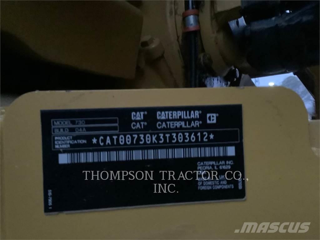 CAT 730 Terrængående lastbiler