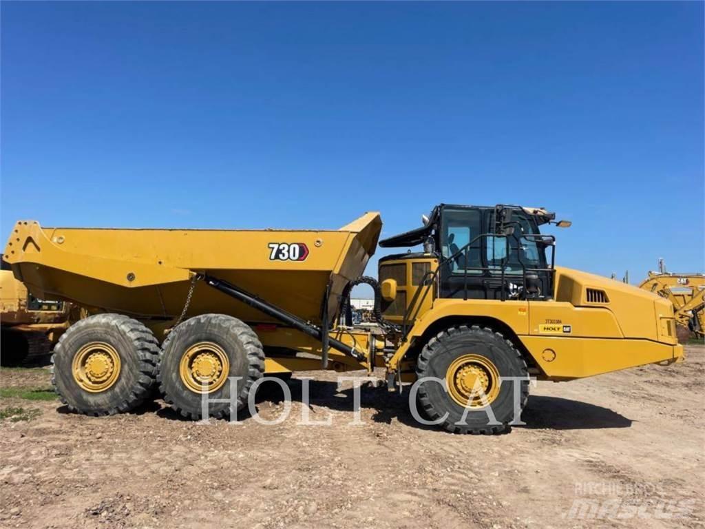 CAT 730 Terrængående lastbiler