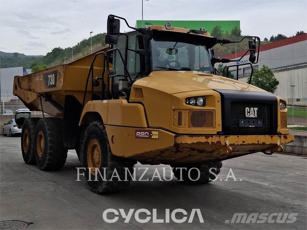 CAT 730 Terrængående lastbiler