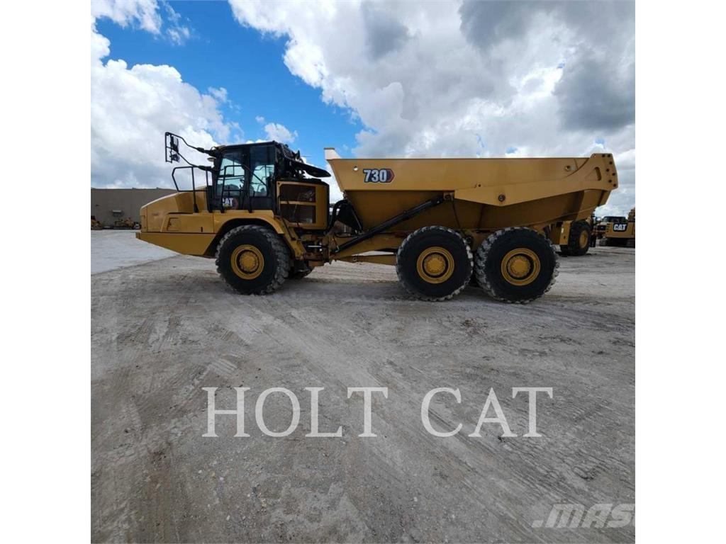CAT 730 Terrængående lastbiler