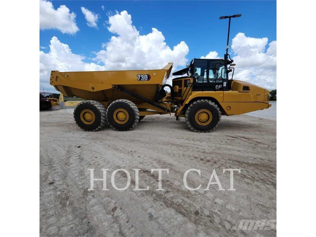 CAT 730 Terrængående lastbiler