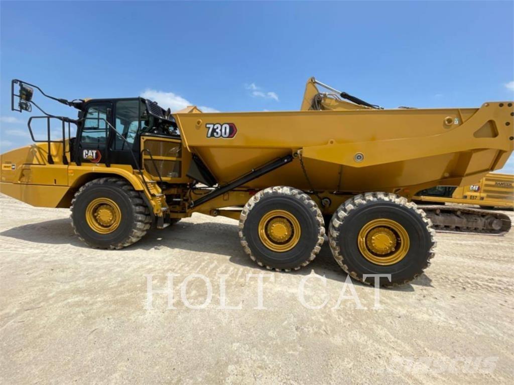 CAT 730 Terrængående lastbiler