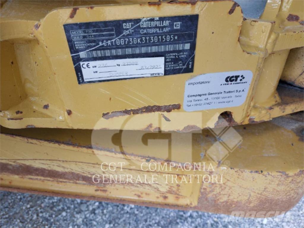 CAT 730 Terrængående lastbiler