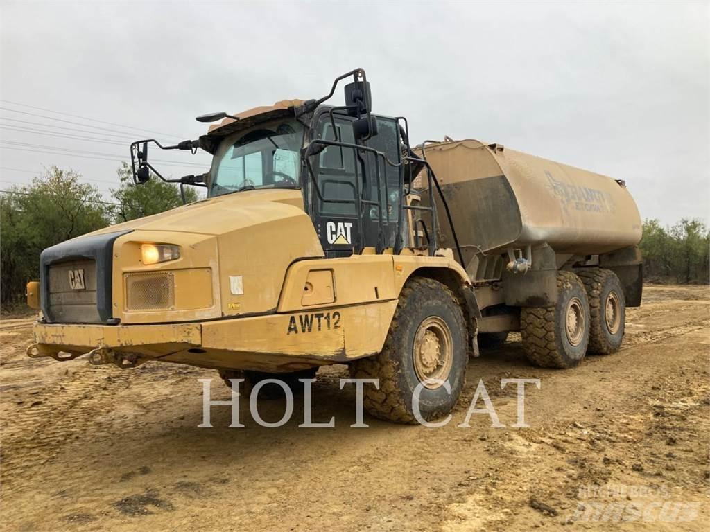 CAT 730-04 Terrængående lastbiler
