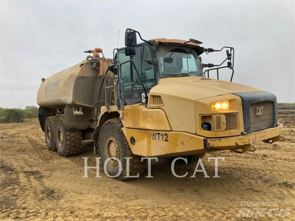 CAT 730-04 Terrængående lastbiler