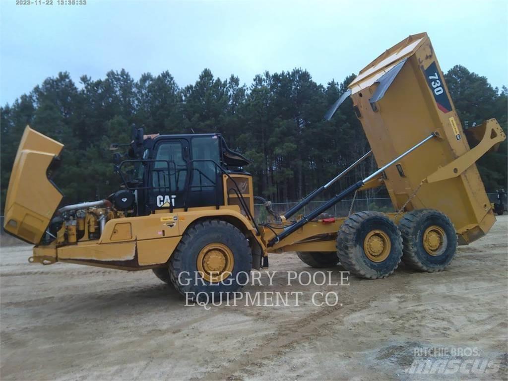 CAT 730-04 Terrængående lastbiler
