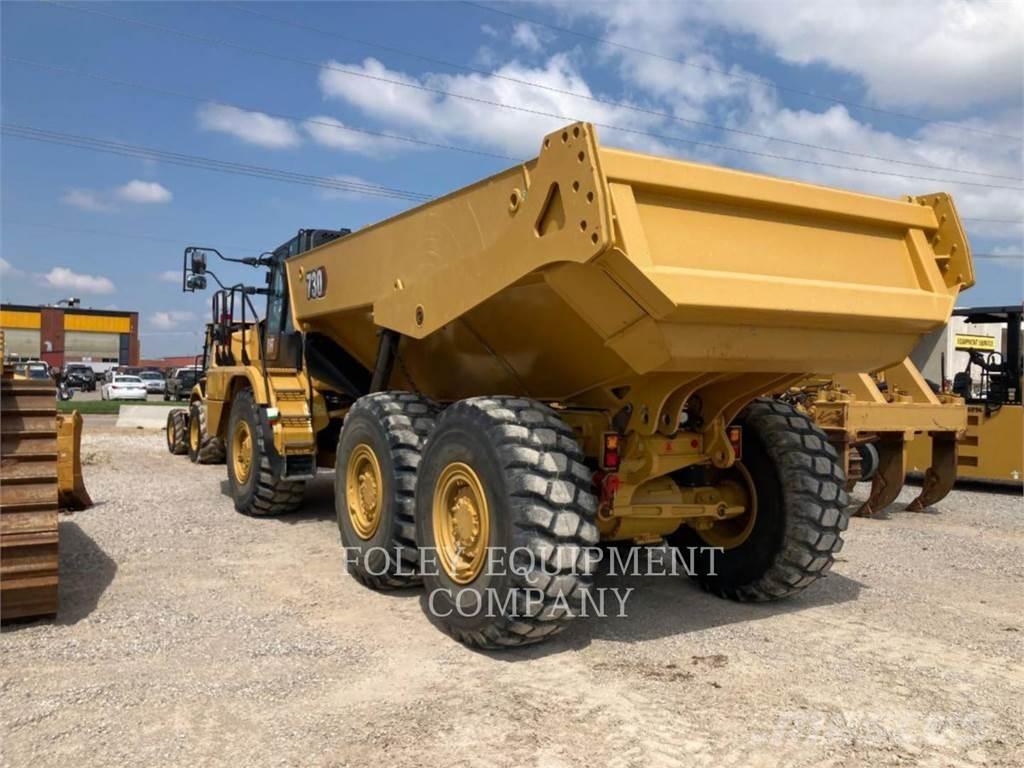 CAT 730-04 Terrængående lastbiler
