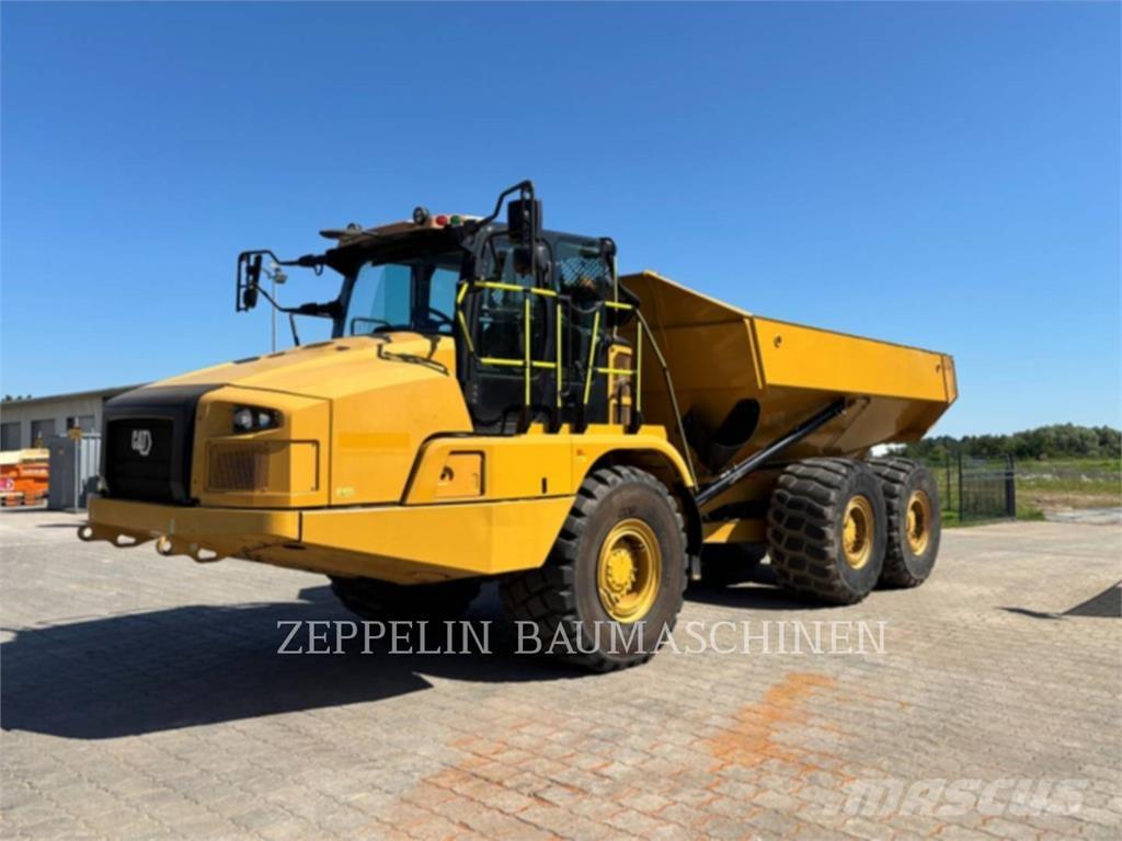CAT 730-04A Terrængående lastbiler