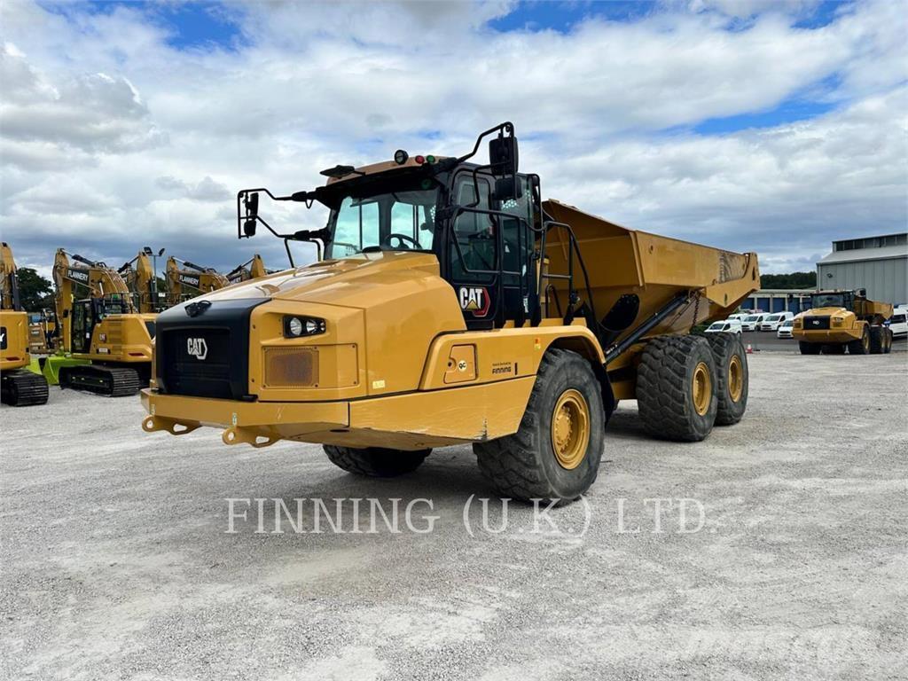 CAT 730-04A Terrængående lastbiler