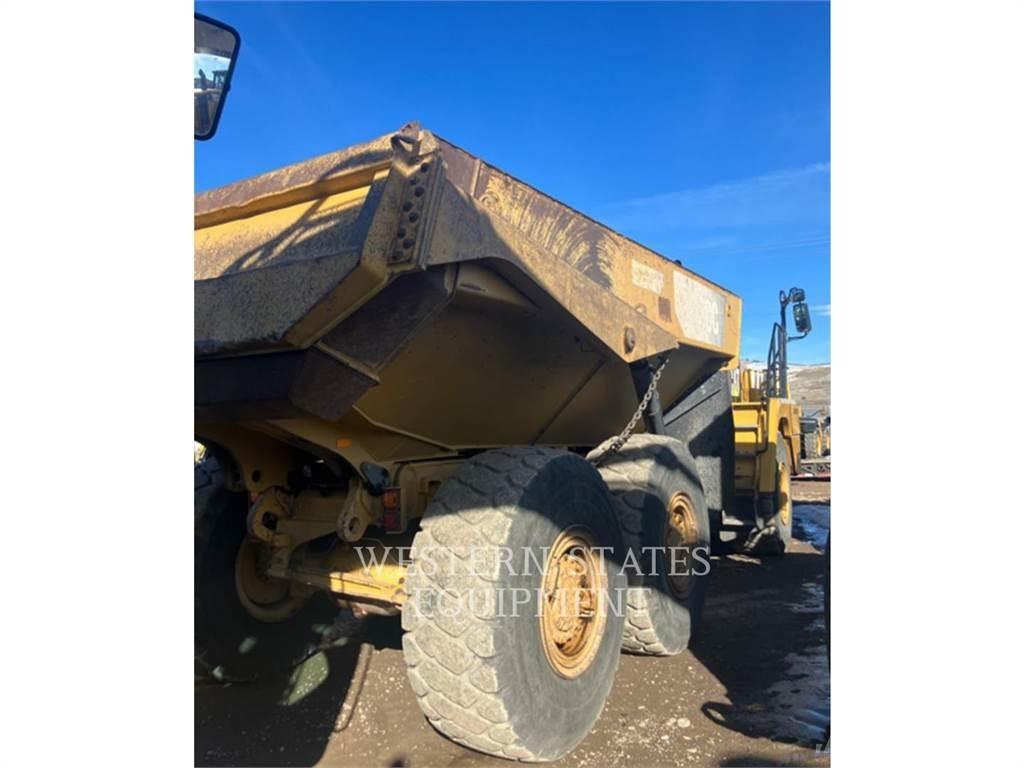CAT 730C Terrængående lastbiler