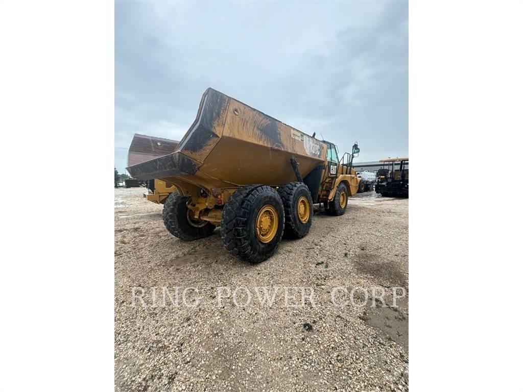 CAT 730C Terrængående lastbiler