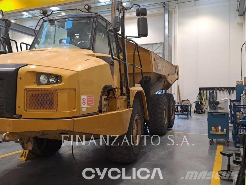 CAT 730C Terrængående lastbiler