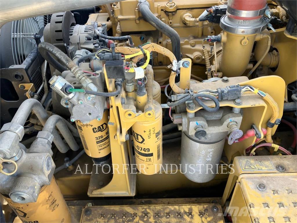 CAT 730C WT Terrængående lastbiler