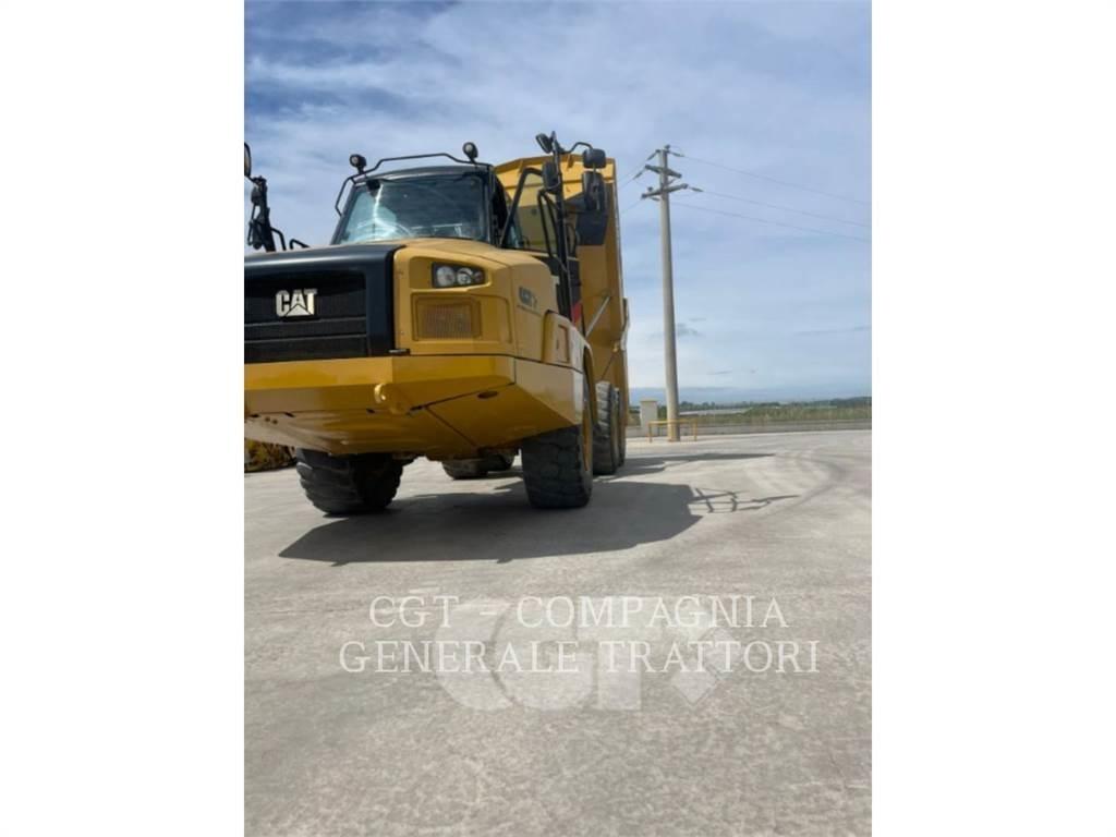 CAT 730C2 Terrængående lastbiler