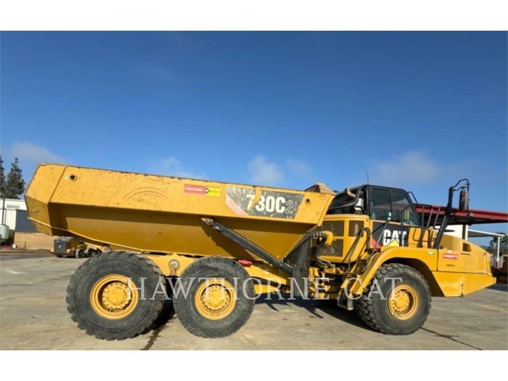 CAT 730C2 Terrængående lastbiler
