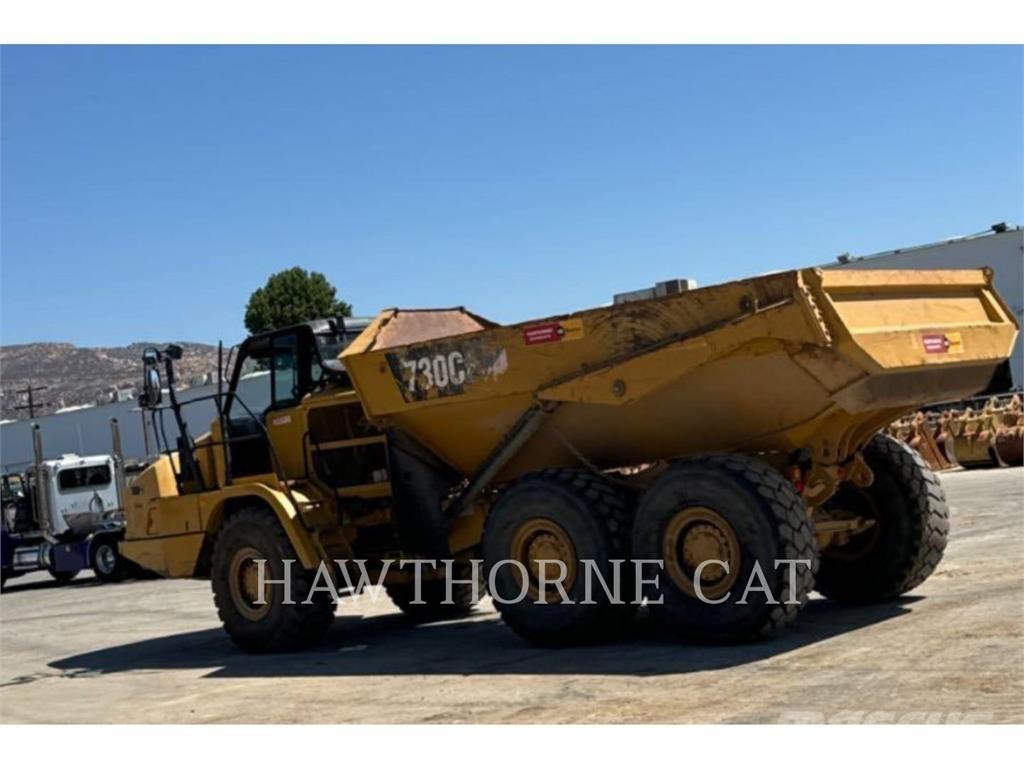 CAT 730C2 Terrængående lastbiler