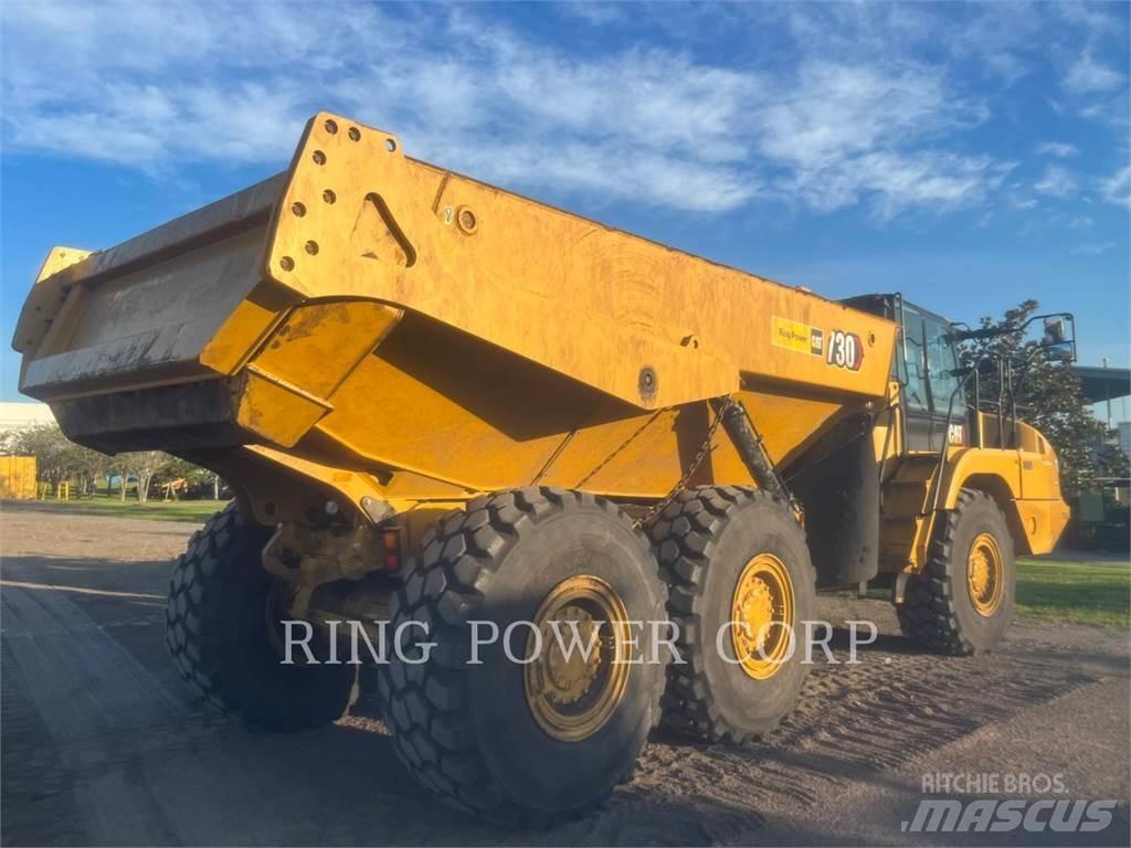 CAT 730TG Terrængående lastbiler