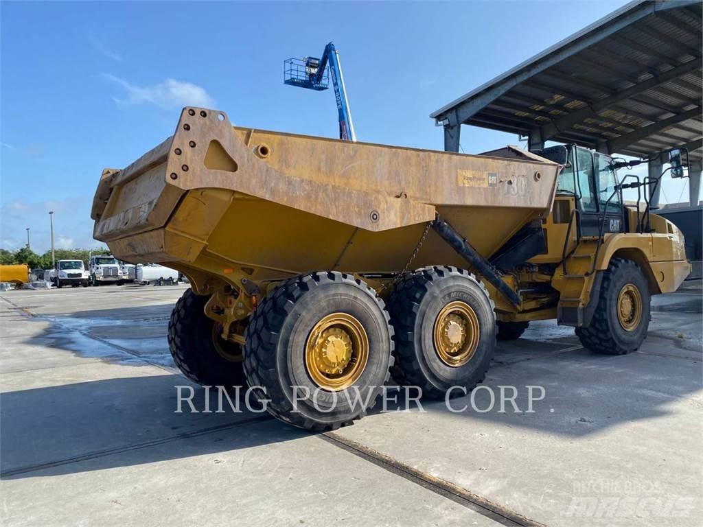 CAT 730TG Terrængående lastbiler
