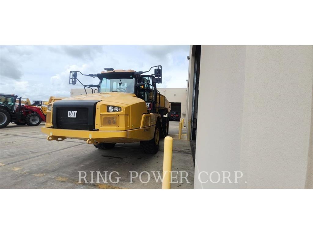 CAT 730TG Terrængående lastbiler
