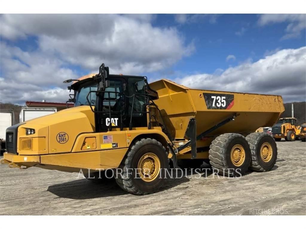 CAT 735 Terrængående lastbiler