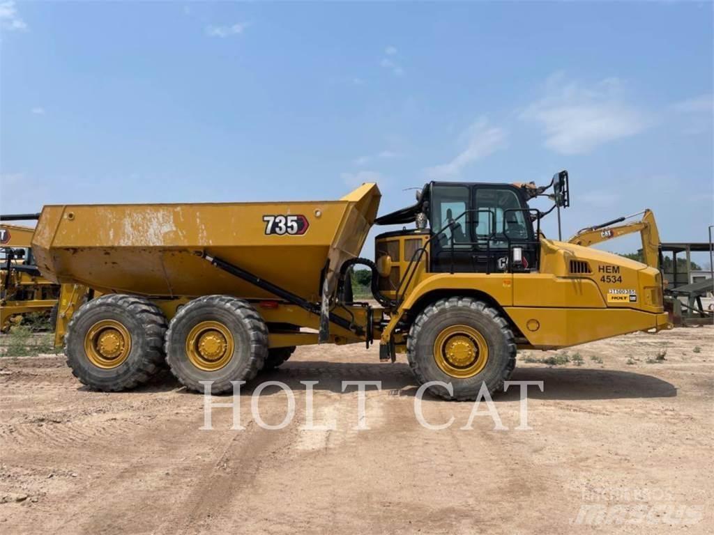 CAT 735 Terrængående lastbiler