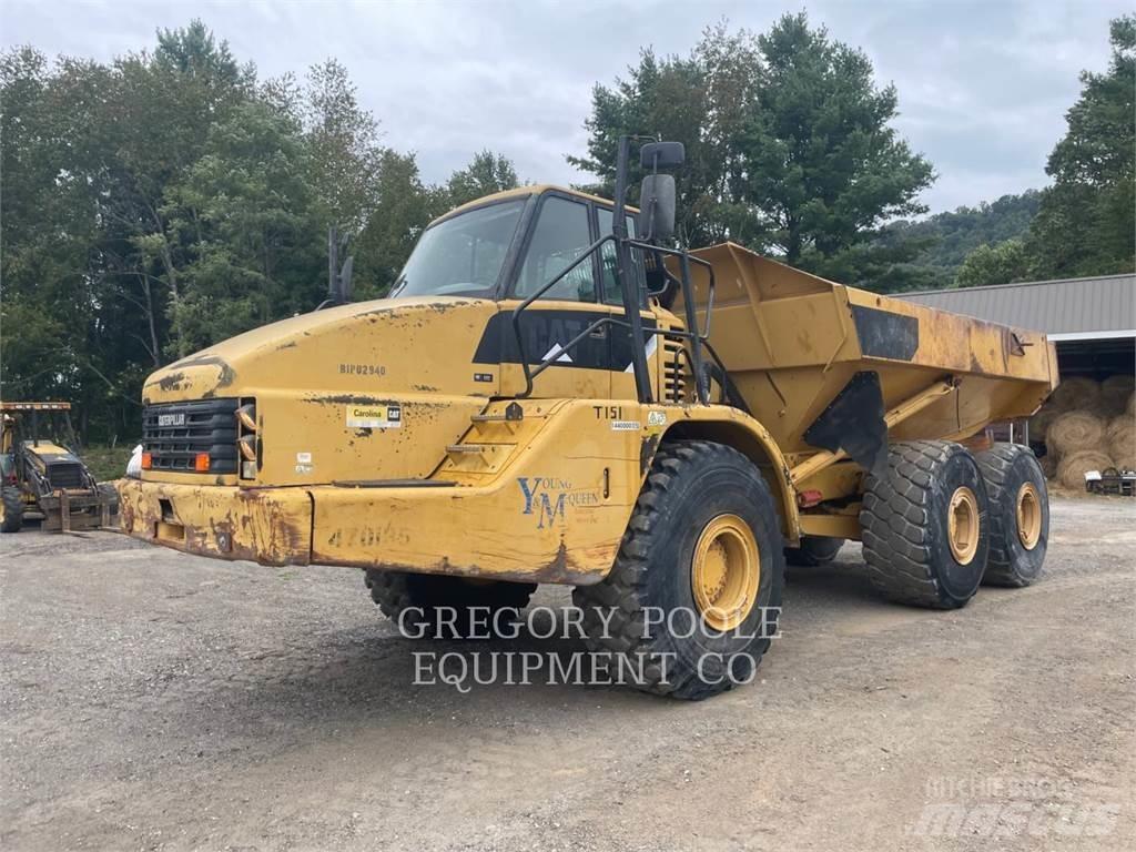 CAT 740 Terrængående lastbiler