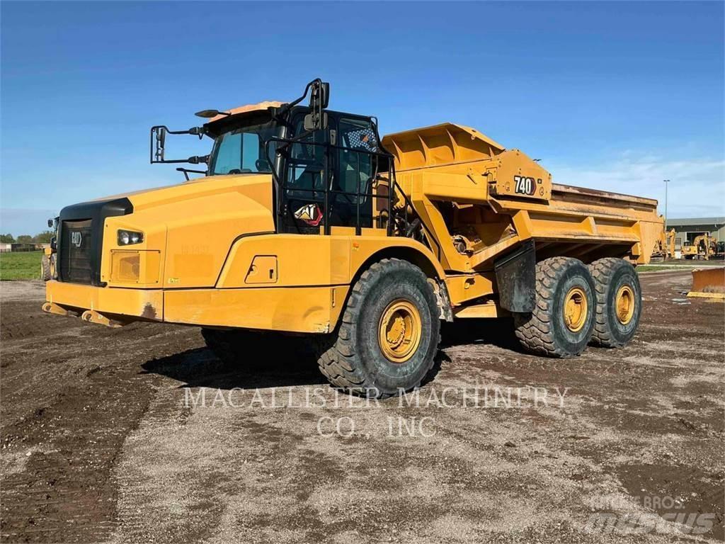CAT 740 4EJ Terrængående lastbiler