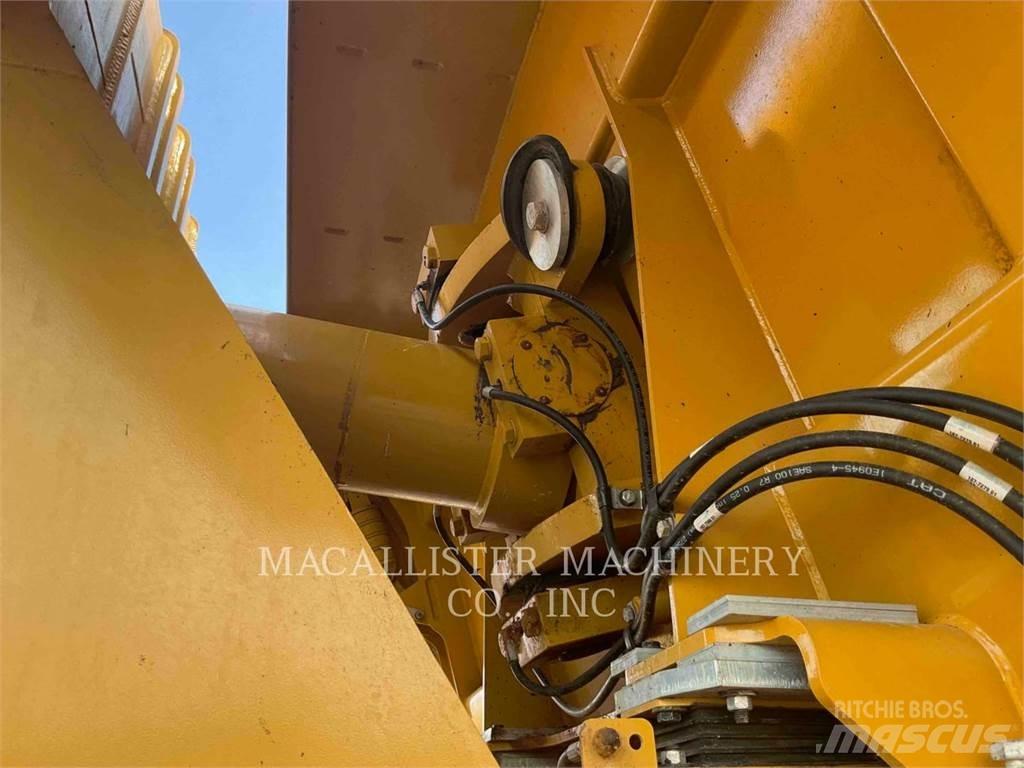 CAT 740 EJECTOR Terrængående lastbiler