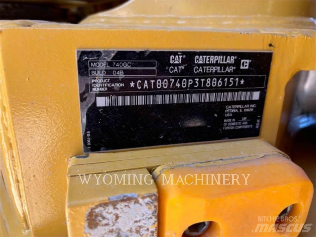 CAT 740 GC Terrængående lastbiler