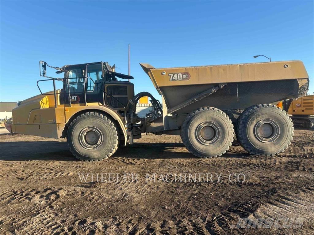 CAT 740 GC Terrængående lastbiler